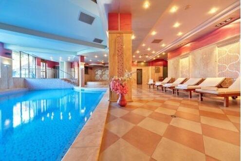 СПА в ХИСАРЯ, в класния хотел Клуб Централ 4*: Нощувка със закуска + WELLNESS пакет само за 42 лв. на Човек + Дете до 11.99 г БЕЗПЛАТНО!